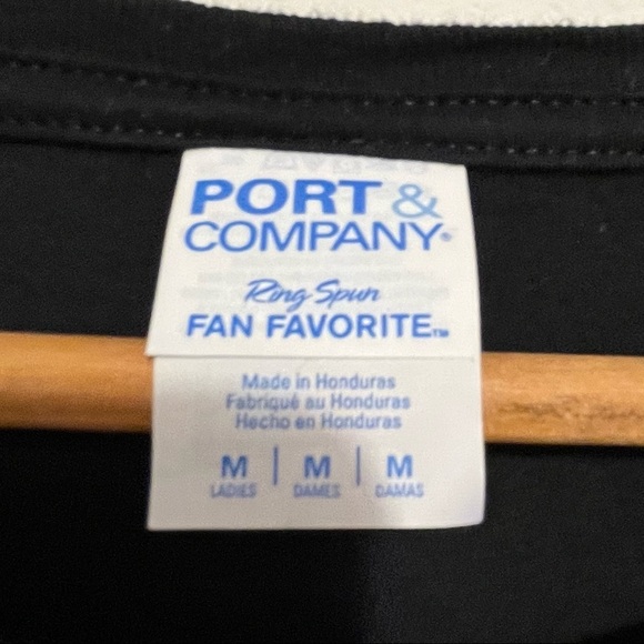 Disney Princess The Future of the Kingdom is Female Feminist Tee Size Medium - Picture 4 of 8